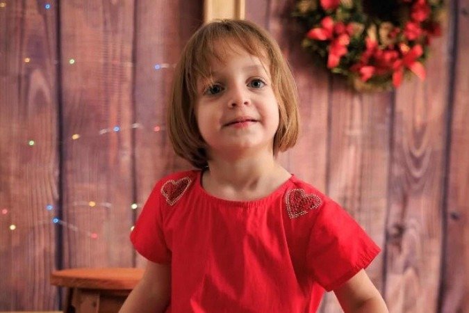 Alice tinha 4 anos e um irmão gêmeo que presenciou o acontecimento - (crédito: Reprodução/Redes Sociais) Alice tinha 4 anos e um irmão gêmeo que presenciou o acontecimento - (crédito: Reprodução/Redes Sociais)