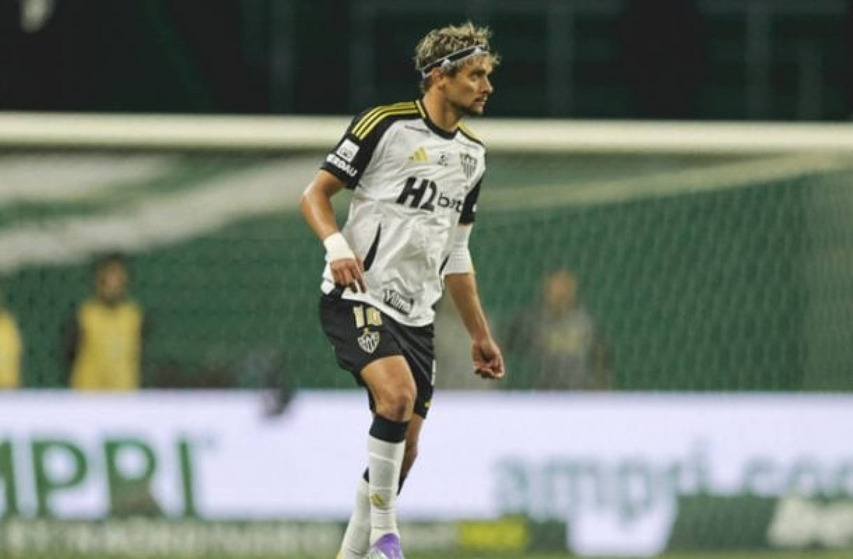 Clube saudita demonstra interesse em Scarpa, do Atlético