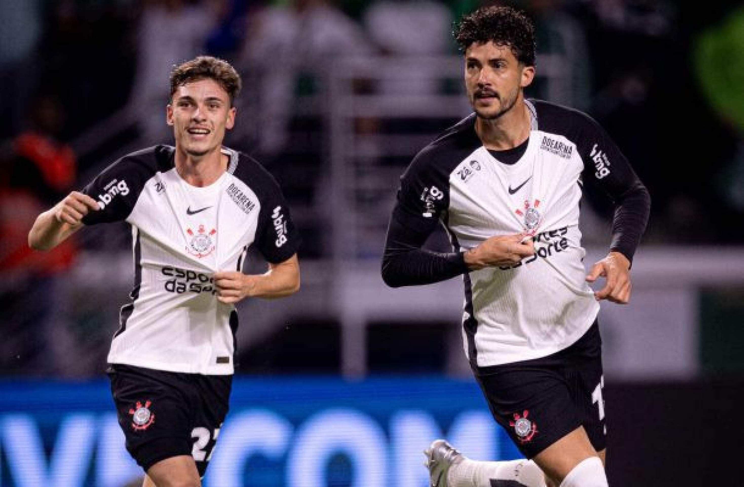 Gustavo Henrique recebe sondagens, mas prefere seguir no Corinthians