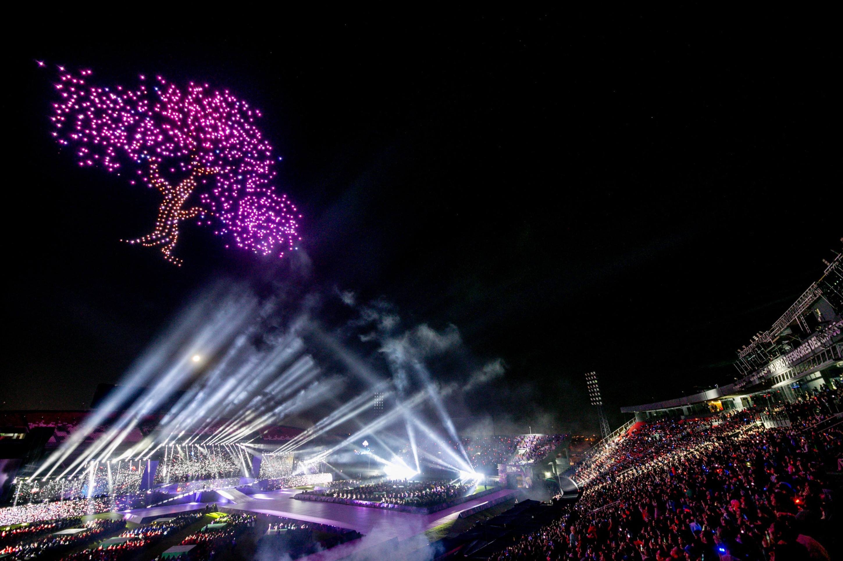 2025.08.09 - Jogos Pan-Americanos Júnior Assunção 2025 - Cerimônia de Abertura - Entrada do Time Brasil. Na foto, os porta bandeira Pâmela Rosa e Breno Correa.