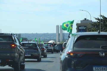 A carreata iniciou a concentração na Torre de TV às 8h30 deste domingo (10/8) -  (crédito: Mariana Campos | CB)