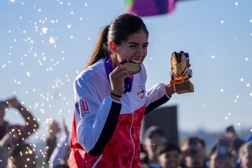 A remadora Nicole Martínez foi bronze no Pan adulto em Santiago-2023 -  (crédito: Panam Sports)