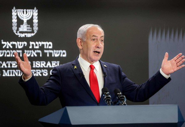 ABIR SULTAN / POOL / AFP