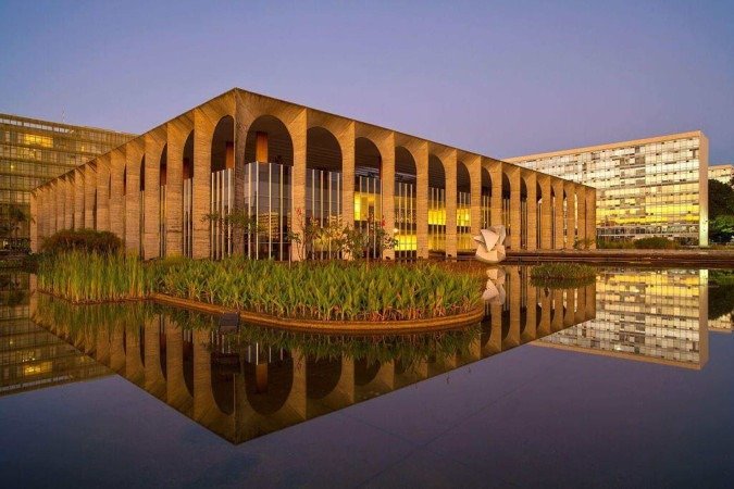 Governo Trump volta a criticar Moraes, e Itamaraty reage: 'Ataque frontal à soberania' - (crédito: BBC Geral) Governo Trump volta a criticar Moraes, e Itamaraty reage: 'Ataque frontal à soberania' - (crédito: BBC Geral)