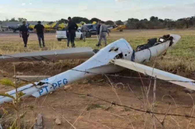 Aeronave colide contra árvore e cai em Formosa; piloto ficou ferido Aeronave colide contra árvore e cai em Formosa; piloto ficou ferido
