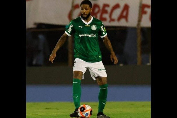 MICAEL – Atuação bem parecida com a de Gustavo Gómez. Levando a melhor quando os ataques apareciam em raras incursões ofensivas. NOTA 6,0. Foto: Cesar Greco/Palmeiras