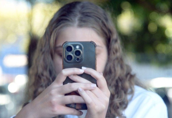  Ed Alves CB/DA Press