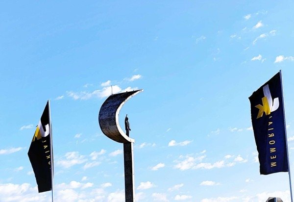 Ed Alves CB/DA Press