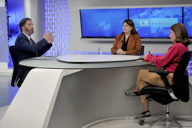 Presidente do Iphan, Leandro Grass, no estúdio do CB.Poder durante entrevista às jornalistas Ana Maria Campos e Sibele Negromonte -  (crédito:  Marcelo Ferreira/CB/D.A Press)