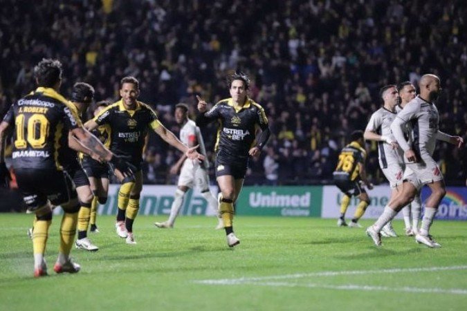 Jogaço na segunda divisão do Brasileirão -  (crédito: Foto: Celso da Luz / Criciúma E.C.)