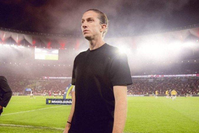 Filipe Luís vê elenco do Flamengo inchado - (crédito: Foto: Adriano Fontes / Flamengo) Filipe Luís vê elenco do Flamengo inchado - (crédito: Foto: Adriano Fontes / Flamengo)