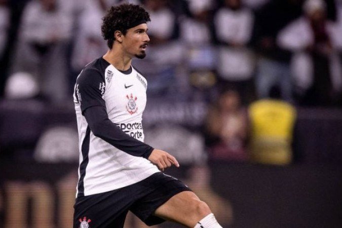 ANDRÉ RAMALHO - Muito inseguro, perdeu algumas posses e teve mais dificuldades nas ações defensivas. NOTA: 5,0 - Foto: Rodrigo Coca/Agência Corinthians