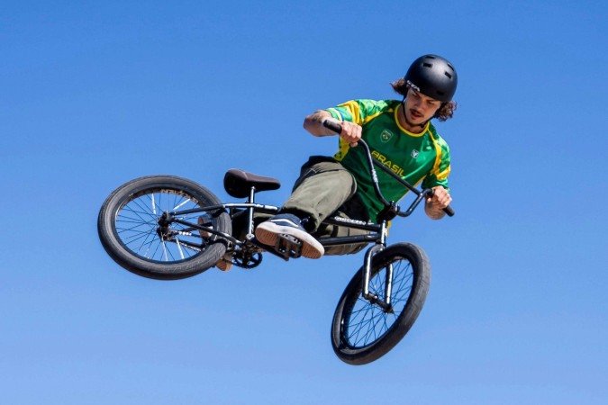 Davi Henrique Gibim Sodré que recebeu a medalha de bronze