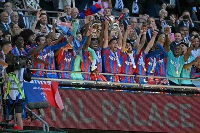 Crystal Palace é o atual campeão da Copa da Inglaterra - (crédito: Foto: Divulgação) Crystal Palace é o atual campeão da Copa da Inglaterra - (crédito: Foto: Divulgação)