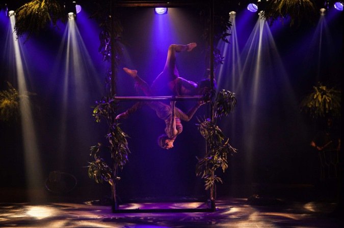 Inabitável
Com Camilla Goulart, Catherine Zilá e Carlos Guerreiro. Amanhã, às 19h, e domingo, às 18h, no Sesc Taguatinga (QNF 24, Taguatinga Norte). Ingressos: R$ 10 (meia) e R$ 20 (inteira), pelo Sympla. Alunos de escolas pública não pagam entrada. Meia-entrada solidária: 1kg de alimento não perecível. Classificação indicativa livre
