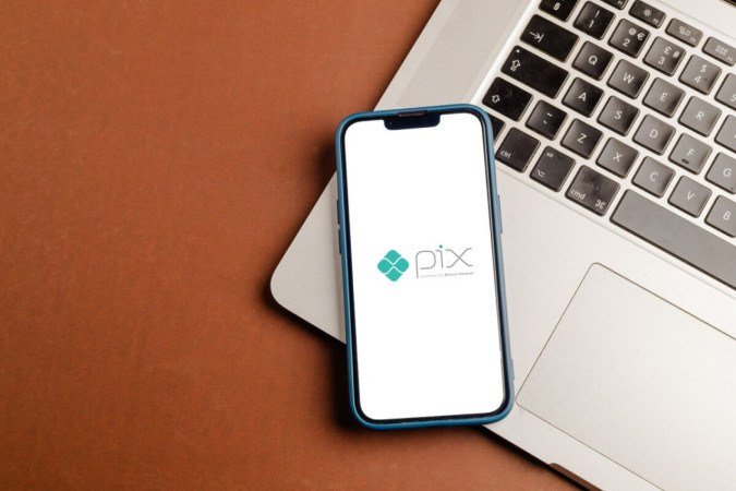 O Pix pode ser um parceiro na economia doméstica, desde que seja utilizado com organização e segurança (Imagem: Photo For Everything | Shutterstock) -  (crédito: EdiCase)