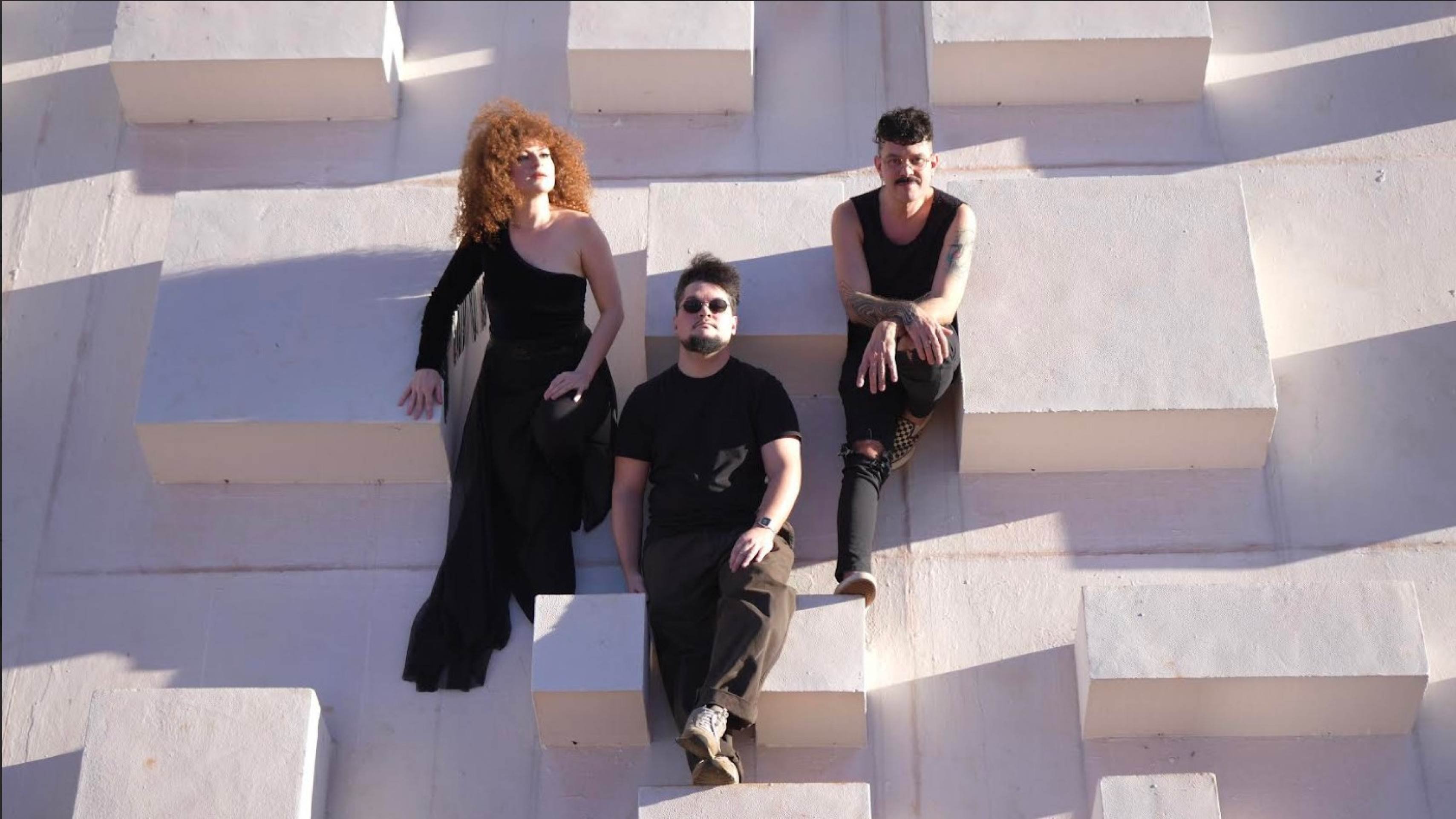 Trio Soul do Quadrado se apresenta na galeria Mundo Vivo