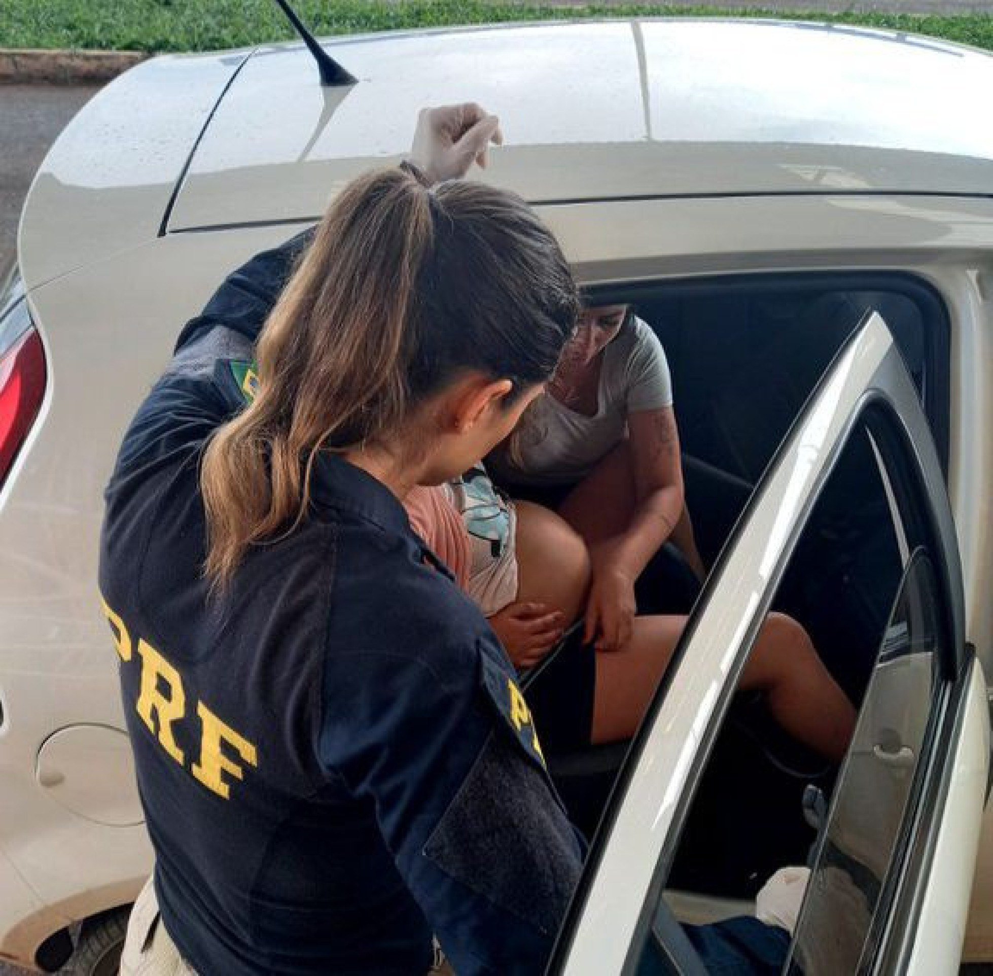 Família que saiu de Águas Lindas de Goiás recebeu ajuda da PRF para chegar com rapidez ao Hospital de Ceilândia. O caso foi registrado em novembro de 2021 no Distrito Federal.