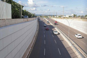 Vaduto do Jardim Botânico leva celeridade para mais de 50 mil motoristas por dia -  (crédito: Tony Oliveira/Agência Brasília)