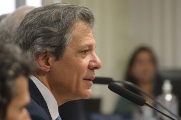 'Vamos superar a dificuldade que é imposta de fora para dentro, infelizmente, com o apoio de alguns setores radicalizados da sociedade brasileira', comentou o chefe da Fazenda -  (crédito:  Ed Alves CB/DA Press)