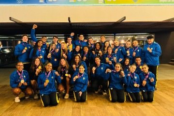 Time Brasil comemorou conquistas do dia na base da equipe em Assunção -  (crédito: Divulgação/COB)