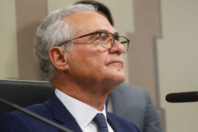 Em seu discurso, além de celebrar a sanção do PL por Lula, Renan Calheiros elencou políticas protagonizadas por ele durante as vezes em que presidiu o Senado (2005 a 2007, 2013 a 2015, 2015 a 2017) - (crédito: Ed Alves CB/DA Press) Em seu discurso, além de celebrar a sanção do PL por Lula, Renan Calheiros elencou políticas protagonizadas por ele durante as vezes em que presidiu o Senado (2005 a 2007, 2013 a 2015, 2015 a 2017) - (crédito: Ed Alves CB/DA Press)