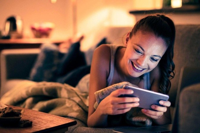 Considerando que nossa memória de trabalho tem uma capacidade limitada, se chega informação demais, muito rápido, ela pode se sobrecarregar - (crédito: Getty Images) Considerando que nossa memória de trabalho tem uma capacidade limitada, se chega informação demais, muito rápido, ela pode se sobrecarregar - (crédito: Getty Images)