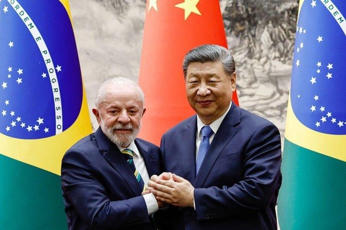 A conversa entre Lula e Xi Jinping: laços entre os dois países estão no melhor momento, diz líder chinês - (crédito: BBC Geral) A conversa entre Lula e Xi Jinping: laços entre os dois países estão no melhor momento, diz líder chinês - (crédito: BBC Geral)