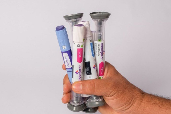 Populares na internet e nos consultórios, o Ozempic e o Mounjaro devem ser usados com cautela e sempre com acompanhamento médico (Imagem: Mohammed_Al_Ali | Shutterstock) -  (crédito: EdiCase)