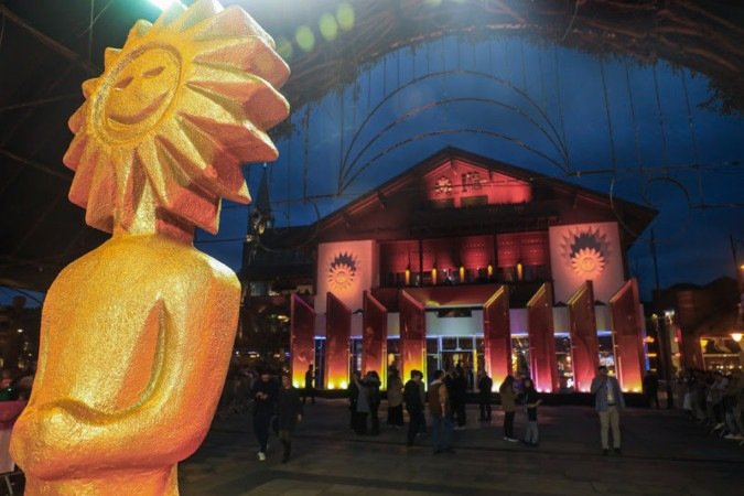 11/08/2023 - 51.. Festival de Cinema de Gramado - Preparativos tapete vermelho | Foto: Edison Vara/Ag..ncia Pressphoto
- (crédito: EDISON VARA) 11/08/2023 - 51.. Festival de Cinema de Gramado - Preparativos tapete vermelho | Foto: Edison Vara/Ag..ncia Pressphoto
- (crédito: EDISON VARA)