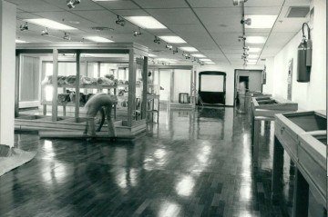 Instalação do Museu da Caixa na Matriz em Brasília, em 1979