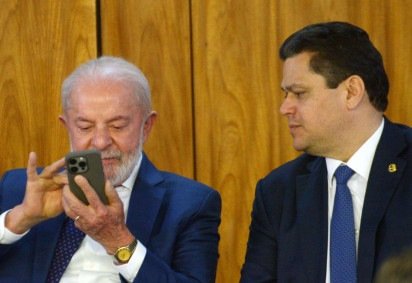 Está prevista uma coletiva de imprensa com Lula e Alcolumbre, às 16h30, no Aeroporto Municipal de Oiapoque -  (crédito:  Ed Alves CB/DA Press) -Está prevista uma coletiva de imprensa com Lula e Alcolumbre, às 16h30, no Aeroporto Municipal de Oiapoque -  (crédito:  Ed Alves CB/DA Press)