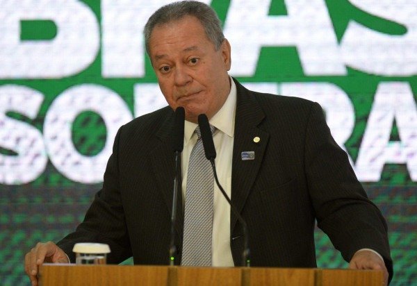  Ed Alves CB/DA Press