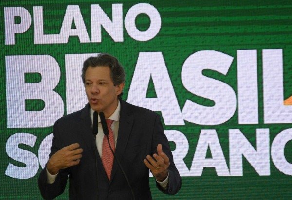  Ed Alves CB/DA Press