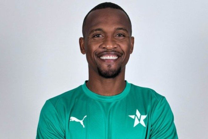 Samir assinou contrato de dois anos com o Al Najmah, da Arábia Saudita -  (crédito: Foto: Divulgação Al Najmah)