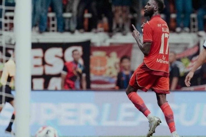 Allano já está sobrando na Indonésia - (crédito: Foto: Divulgação/Persija Jakarta) Allano já está sobrando na Indonésia - (crédito: Foto: Divulgação/Persija Jakarta)