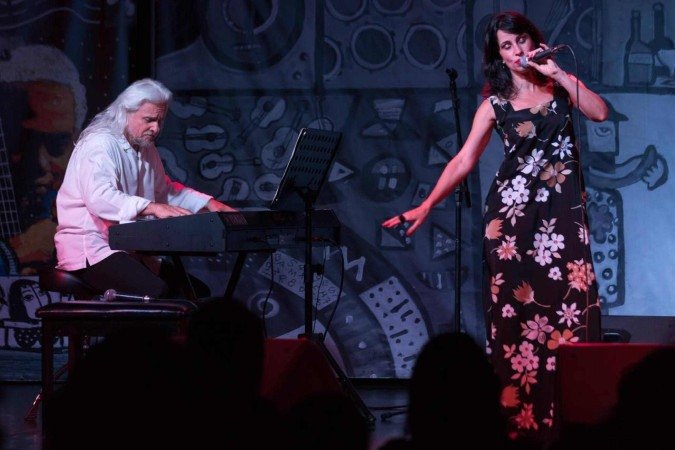 Célia Porto e Rênio Quintas Trio se apresentam no Teatro dos Bancários - (crédito: Divulgação) Célia Porto e Rênio Quintas Trio se apresentam no Teatro dos Bancários - (crédito: Divulgação)