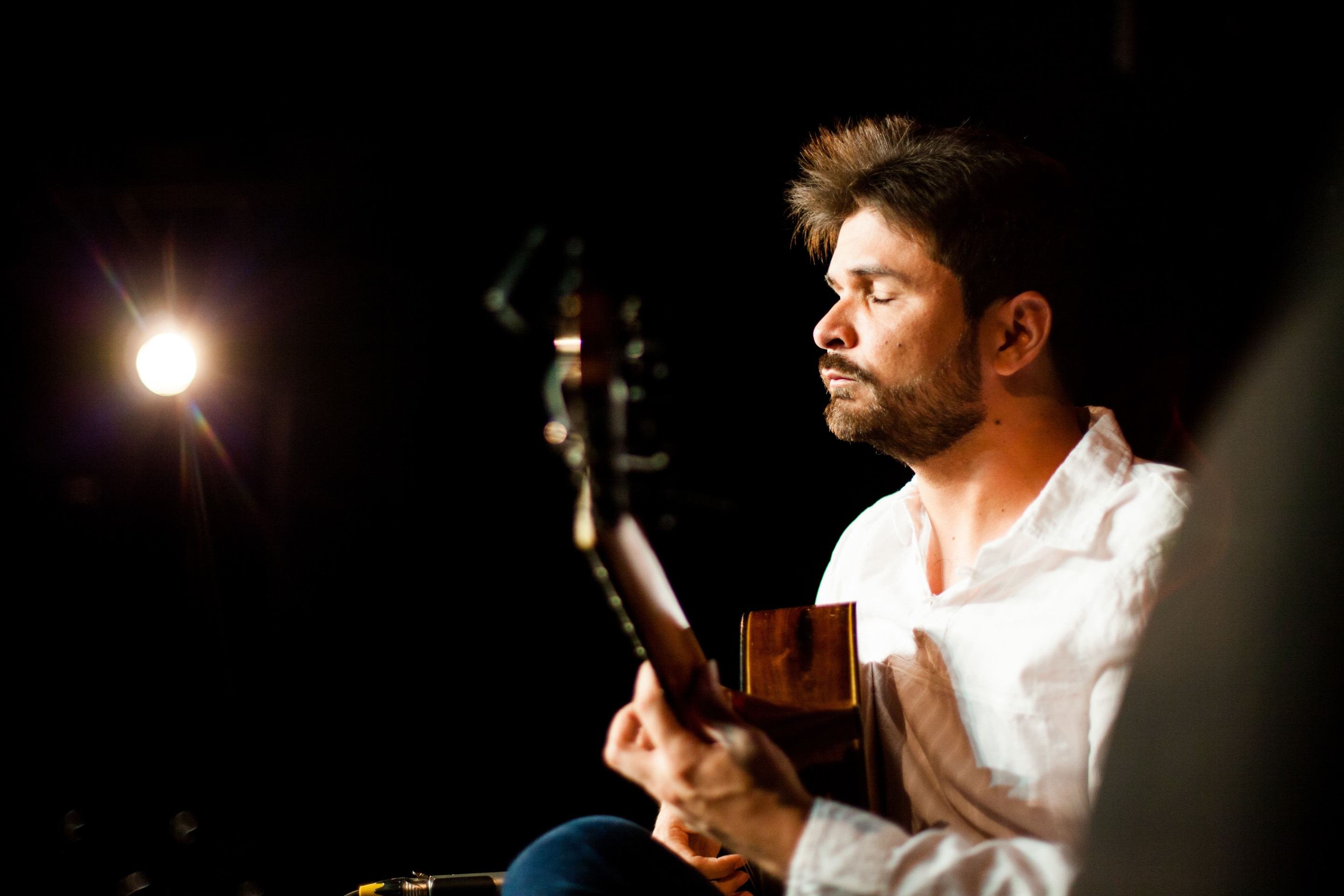 Violonista piauiense Josué Costa se apresenta no 