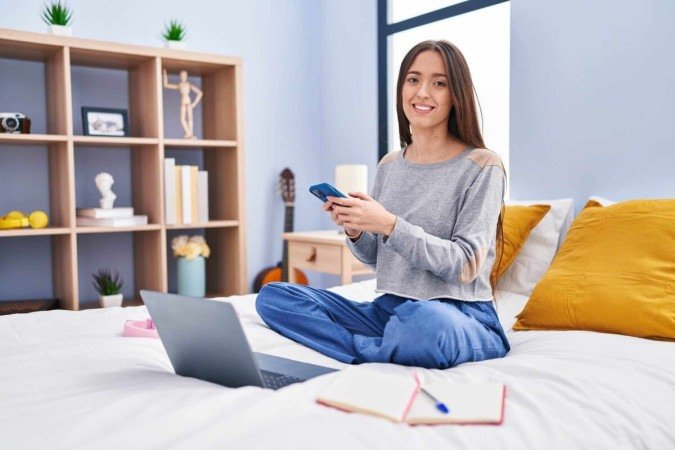 Estratégias simples transformam as redes sociais em poderosas aliadas para os estudos (Imagem: Krakenimages.com | Shutterstock) -  (crédito: EdiCase)