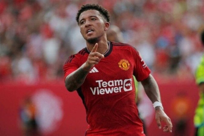 Sancho está sem espaço no United e não deve ser usado na temporada 2025/2026 - (crédito: Foto: Leonardo Munoz/AFP via Getty Images) Sancho está sem espaço no United e não deve ser usado na temporada 2025/2026 - (crédito: Foto: Leonardo Munoz/AFP via Getty Images)