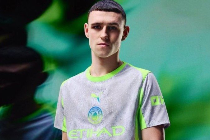 Manchester City apresenta novo terceiro uniforme para a temporada 2025/26 - (crédito: Foto: Divulgação) Manchester City apresenta novo terceiro uniforme para a temporada 2025/26 - (crédito: Foto: Divulgação)