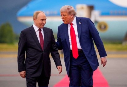  Mandatários estiveram reunidos no Alaska para negociações -  (crédito:  Getty Images via AFP) - Mandatários estiveram reunidos no Alaska para negociações -  (crédito:  Getty Images via AFP)