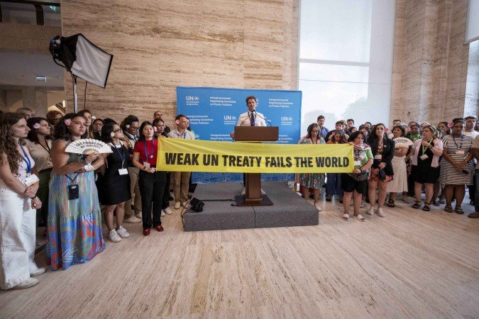 Ativistas na sede da ONU, em Genebra: 