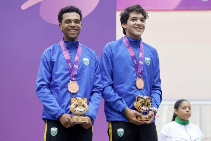 Luan Rodrigues e Pedro Freitas do Time Brasil conquistam a medalha de bronze no ciclismo pista