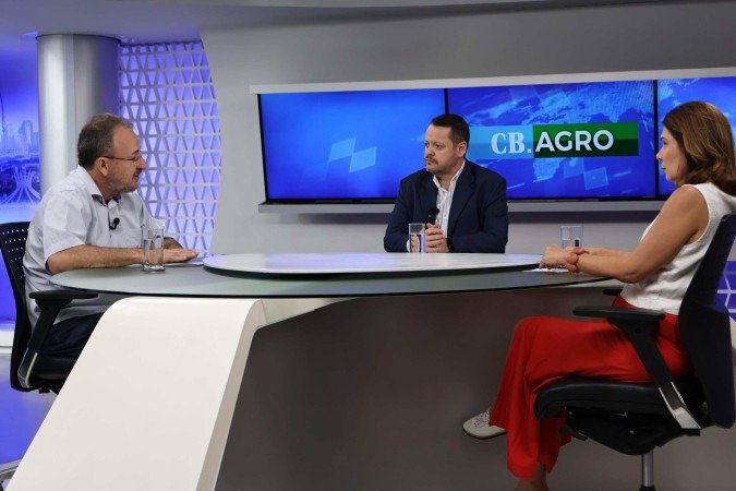 Marcelo Ayres comentou sobre o uso de tecnologias na agricultura e sobre a recuperação de áreas degradadas
- (crédito: Bruna Gaston CB/DA Press) Marcelo Ayres comentou sobre o uso de tecnologias na agricultura e sobre a recuperação de áreas degradadas
- (crédito: Bruna Gaston CB/DA Press)