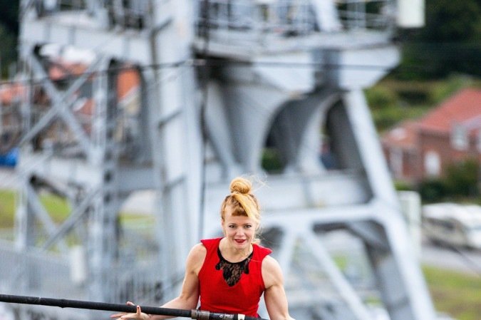 Espetáculo aéreo Respire da artista francesa Johanne Humblet 