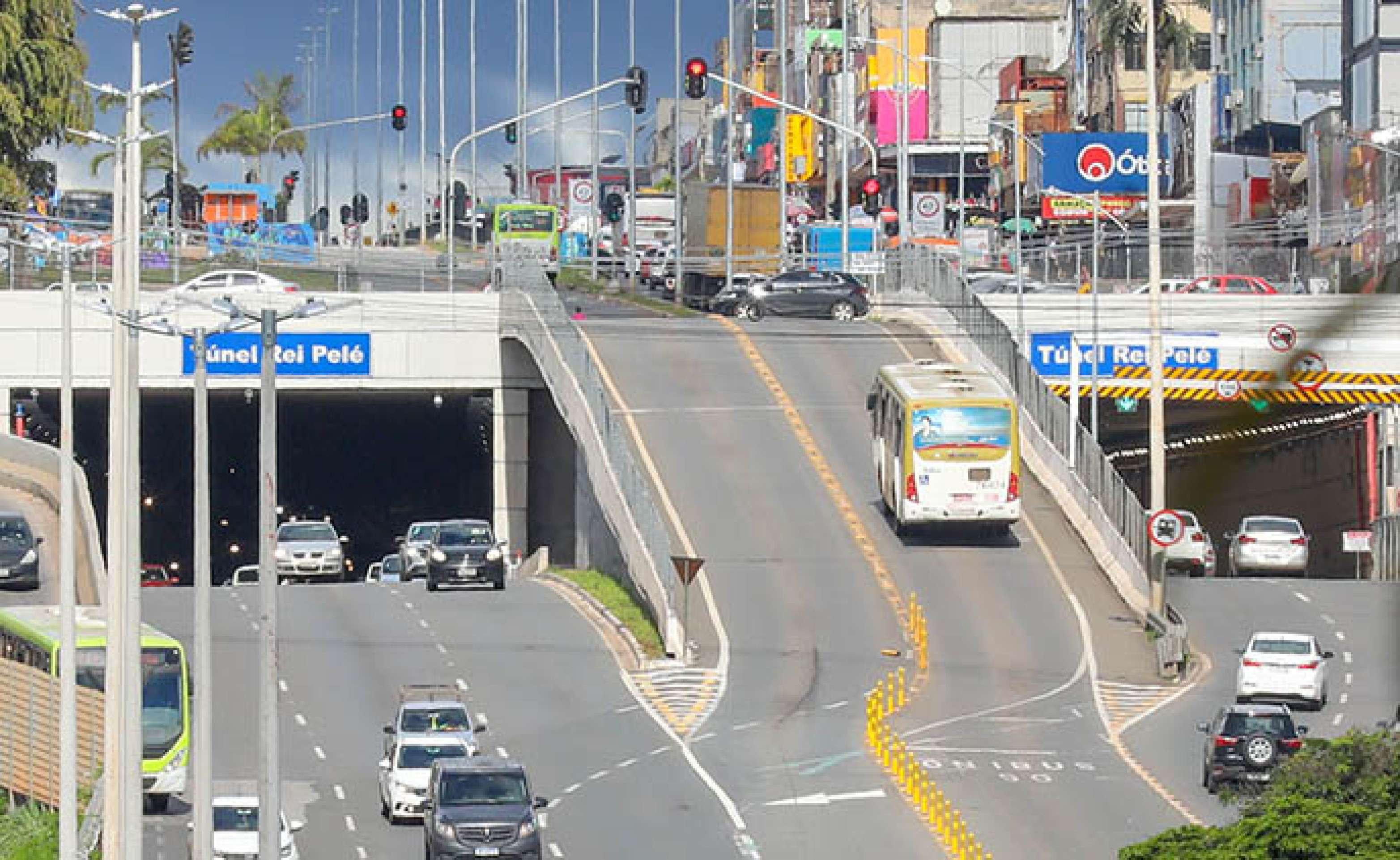 Túnel Rei Pelé leva segurança e celeridade para rotina de motoristas e pedestres.