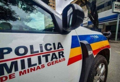 A PMMG identificou o suspeito e descobriu que ele estava com mandado de pris&atilde;o em aberto -  (crédito: PMMG / Divulga&ccedil;&atilde;o)