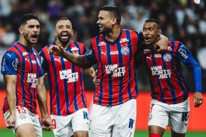 Bahia vence o Corinthians fora de casa, em jogo maluco -  (crédito: Foto: Letícia Martins/EC Bahia)