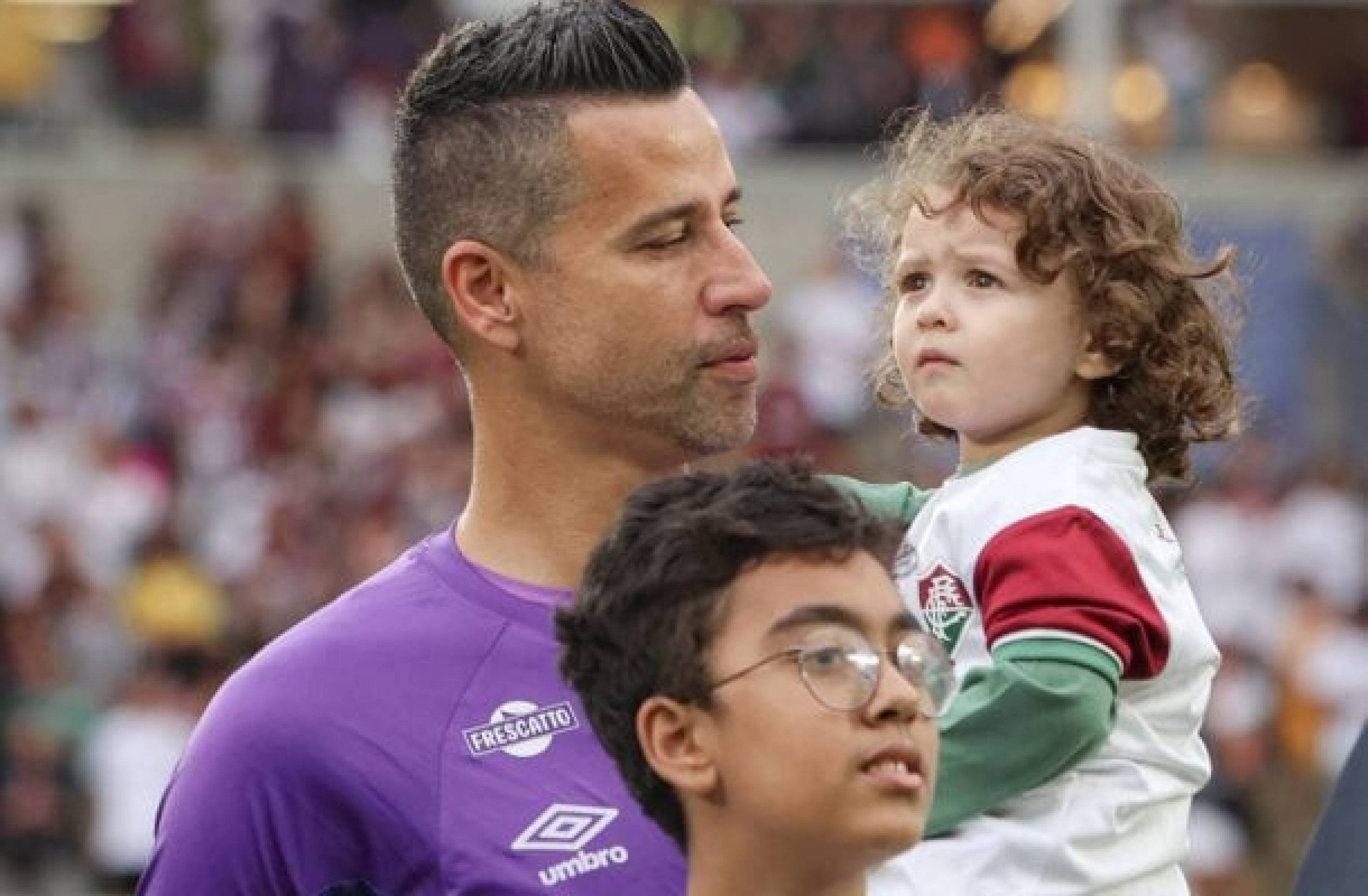 Em jogo de festa para Fábio, Fluminense vence o Fortaleza